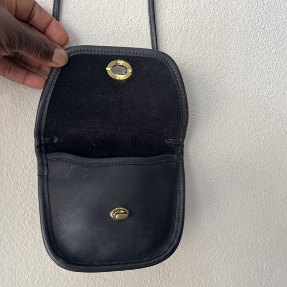 VTG Coach Everett Mini Coin Bag Black Leather Small Crossbody Purse USA 9934 - Picture 7 of 16